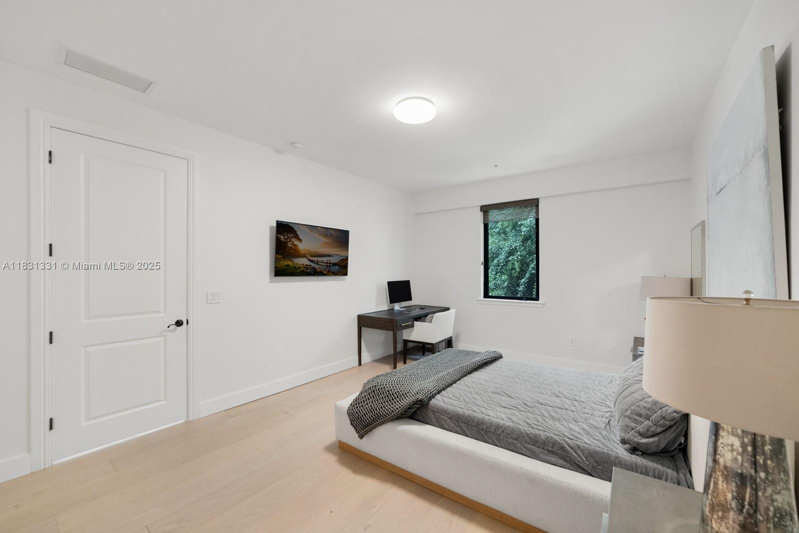 6226 Paradise Pt Dr Palmetto Bay, FL 33157