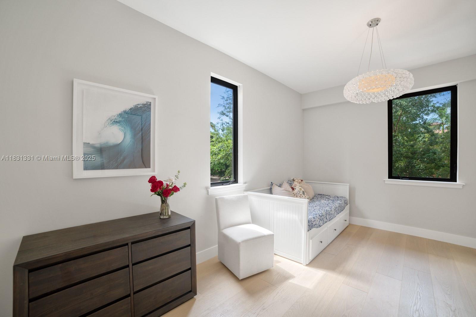 6226 Paradise Pt Dr Palmetto Bay, FL 33157