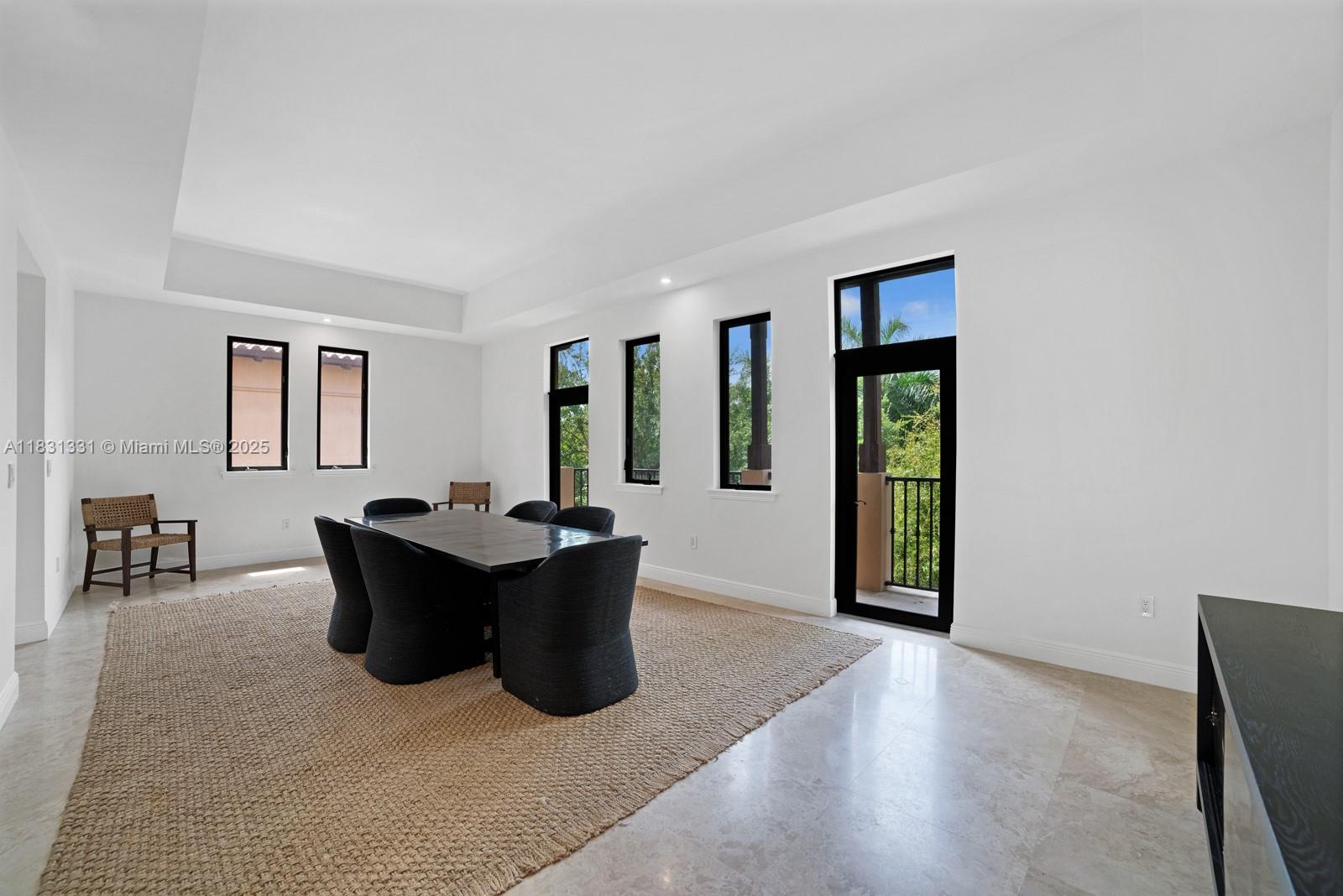 6226 Paradise Pt Dr Palmetto Bay, FL 33157