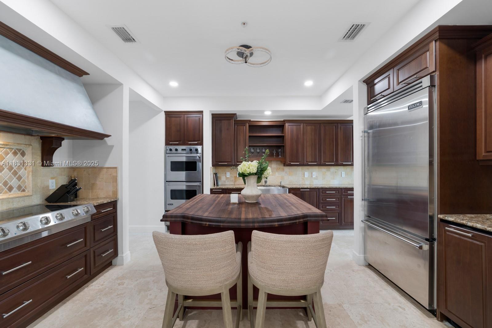 6226 Paradise Pt Dr Palmetto Bay, FL 33157