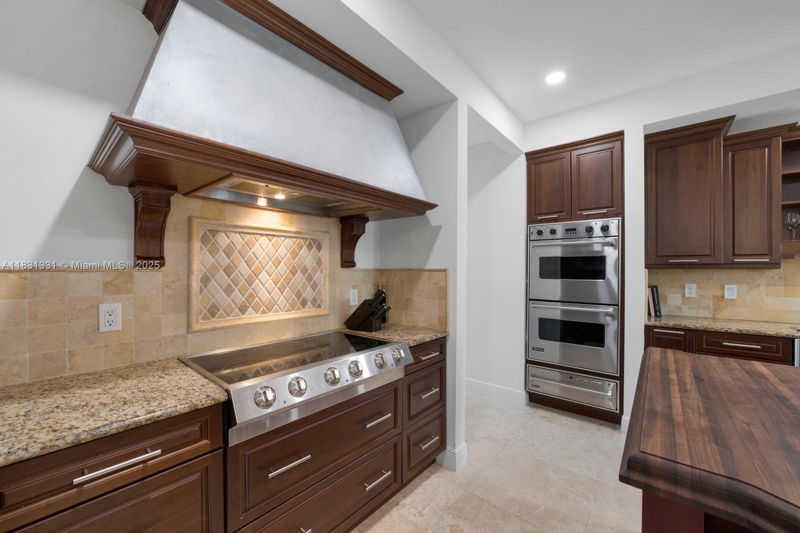 6226 Paradise Pt Dr Palmetto Bay, FL 33157