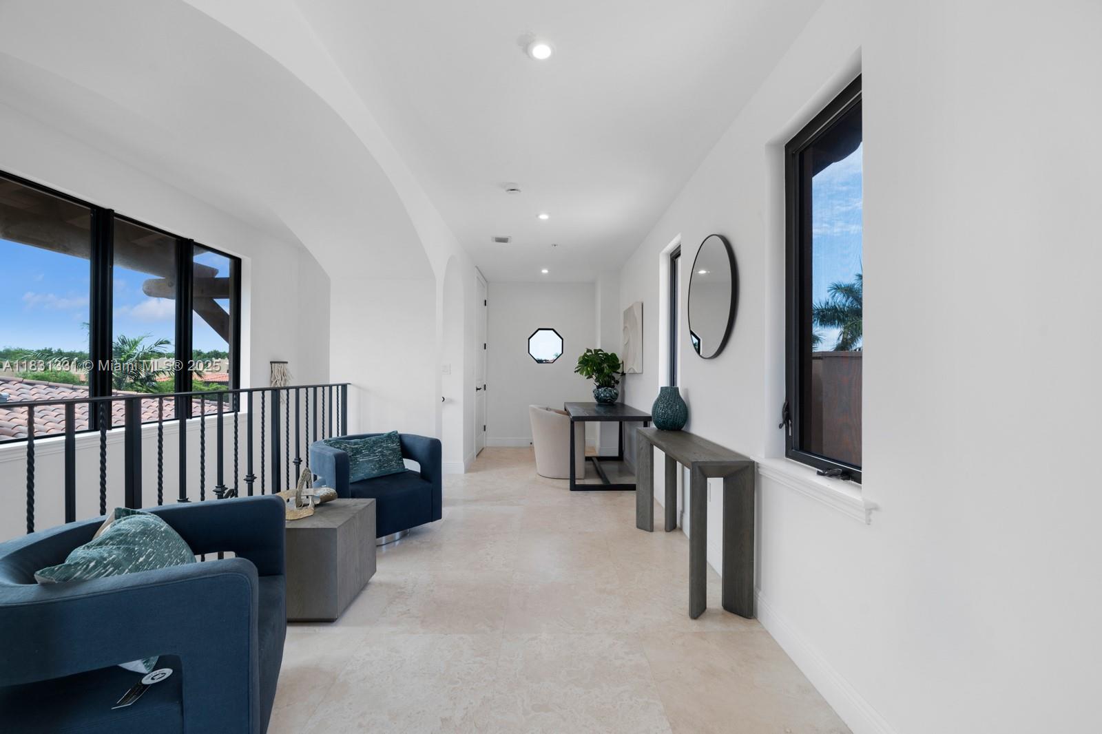 6226 Paradise Pt Dr Palmetto Bay, FL 33157