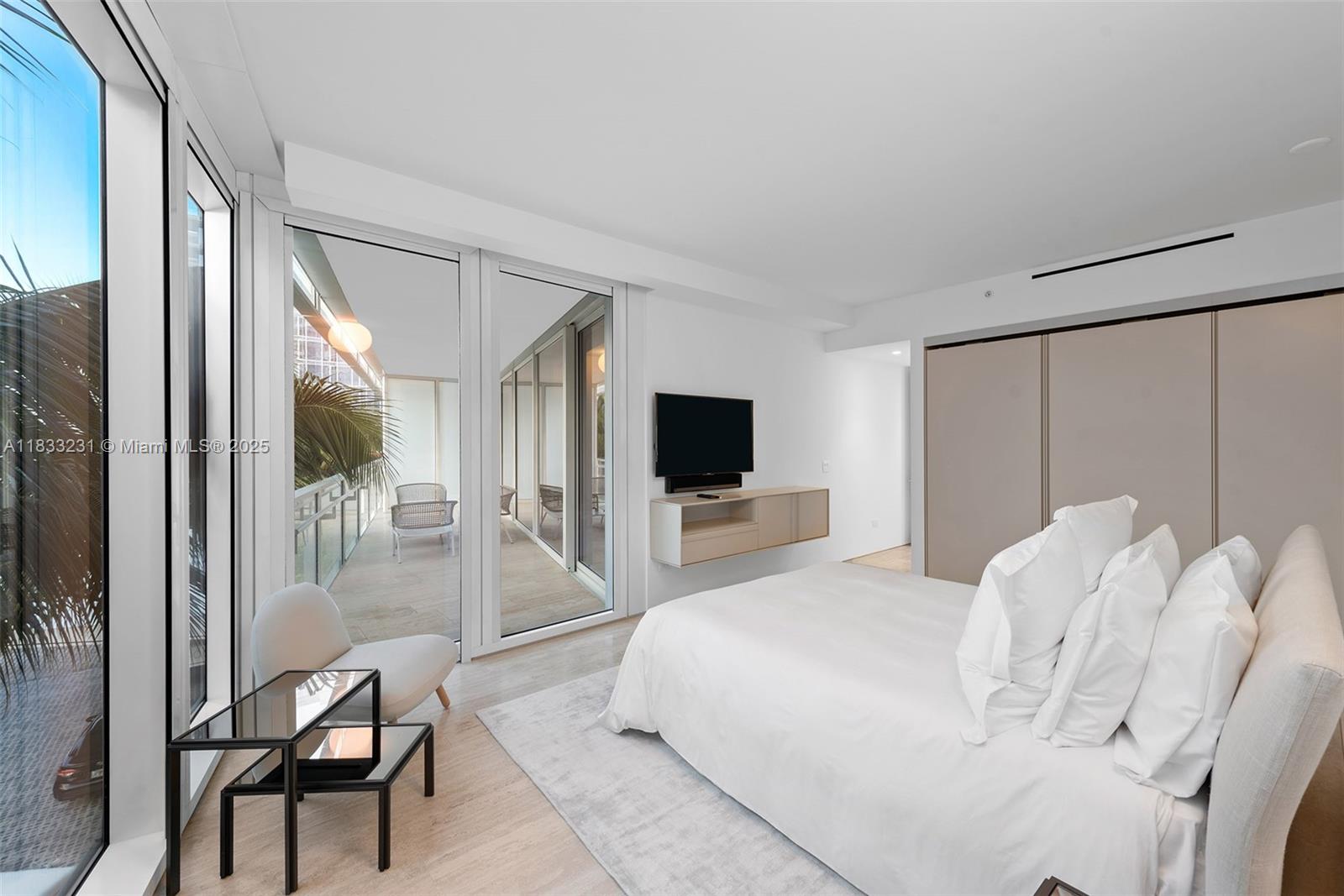 image The Surf Club17