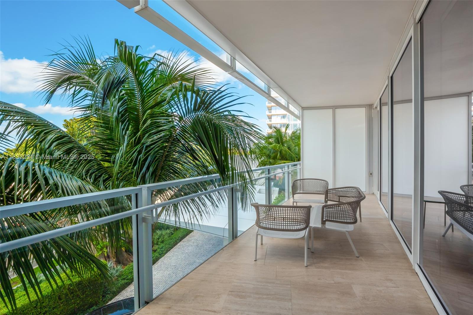 image The Surf Club19
