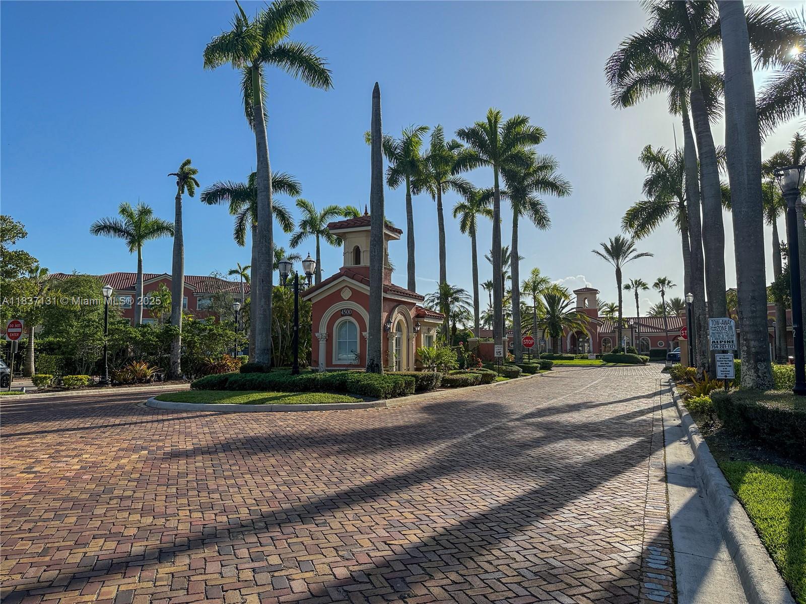 4704 SW 160th Ave #216 Miramar, FL 33027