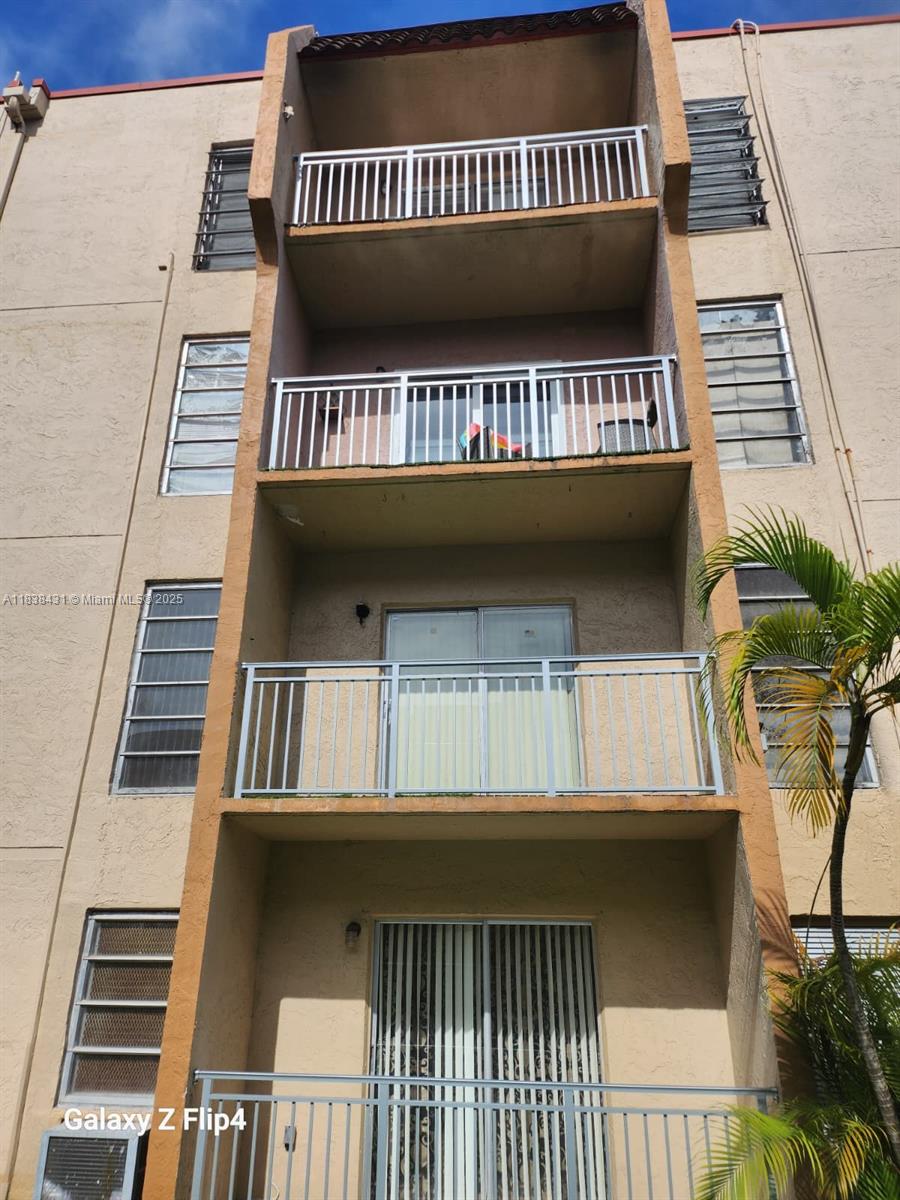 4841 NW 7th St #203-4