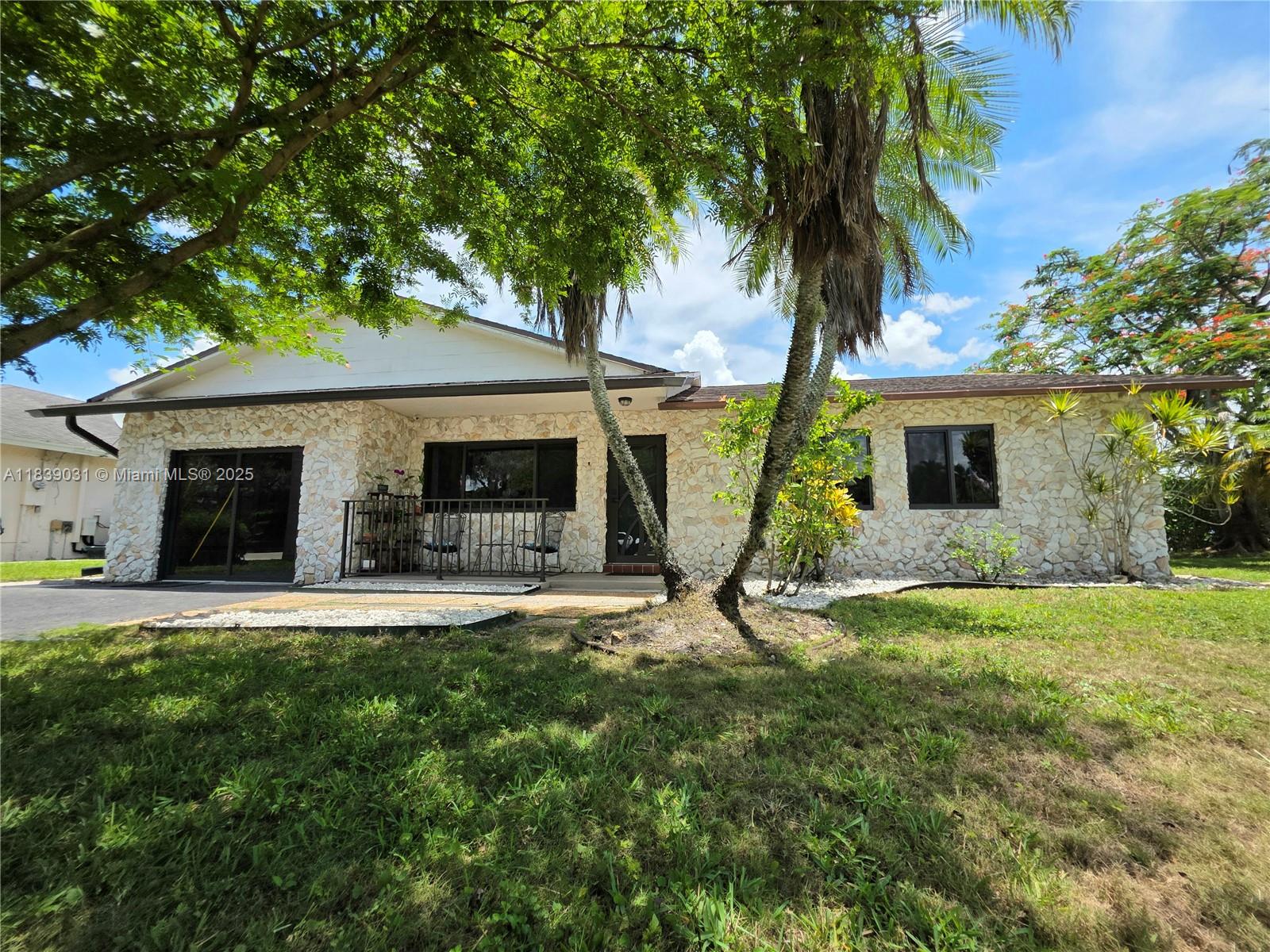 10120 NW 71st Pl