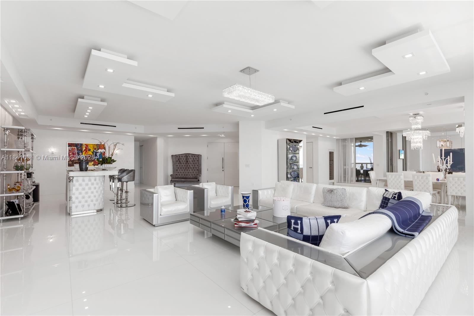 image Acqualina17