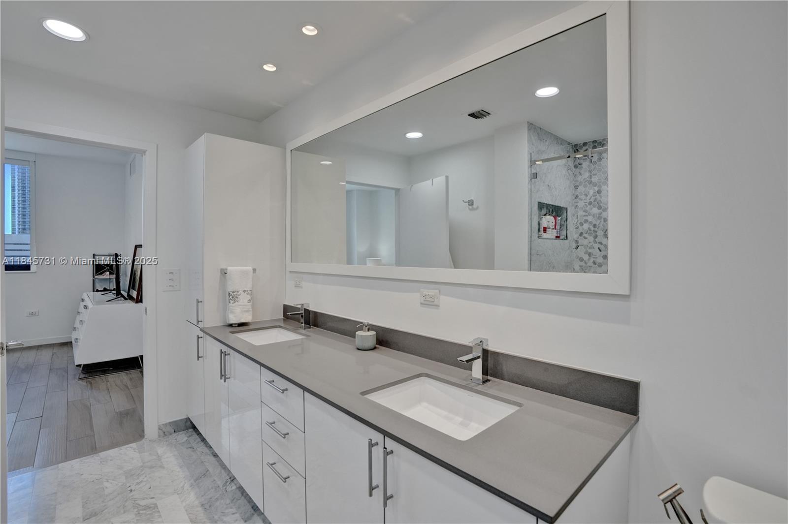 image Nine At Mary Brickell Vil13