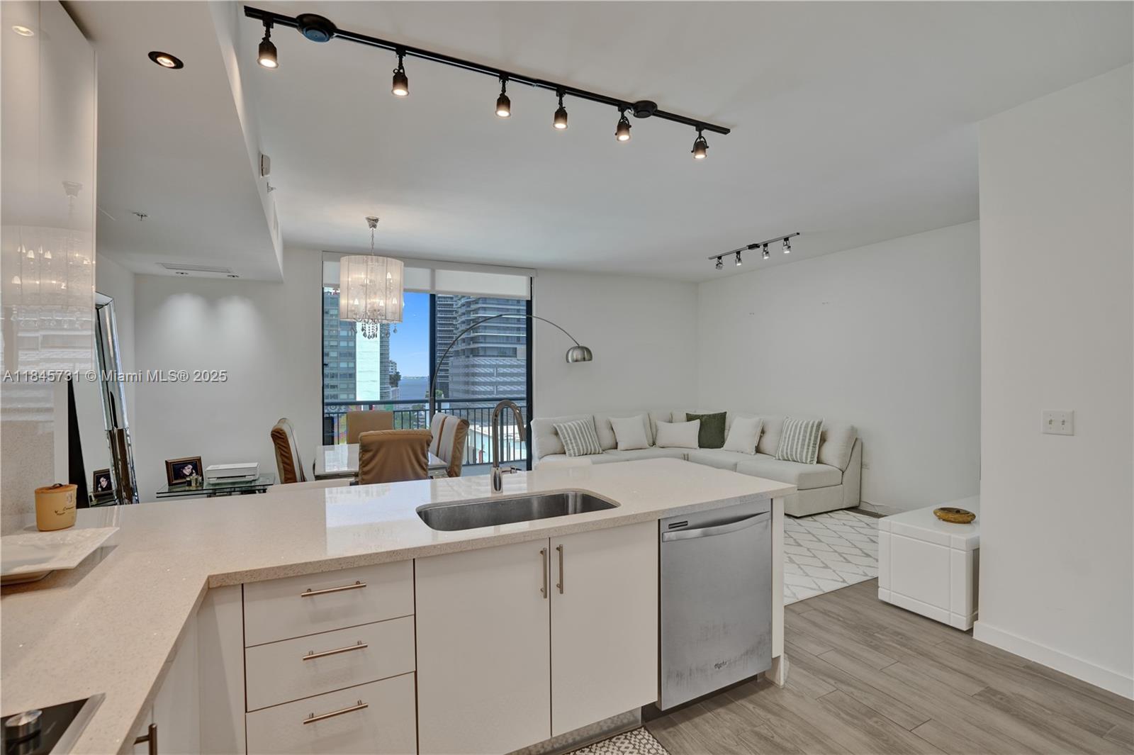 image Nine At Mary Brickell Vil1