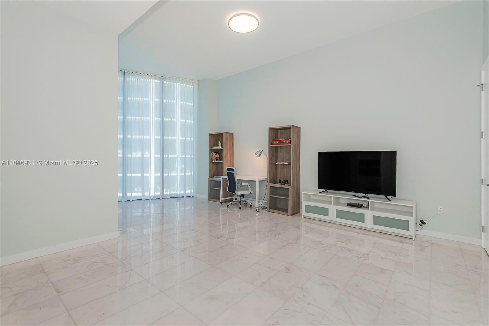 2821 S Bayshore Dr #7B Coconut Grove, FL 33133