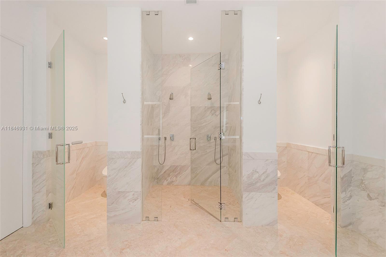 2821 S Bayshore Dr #7B Coconut Grove, FL 33133