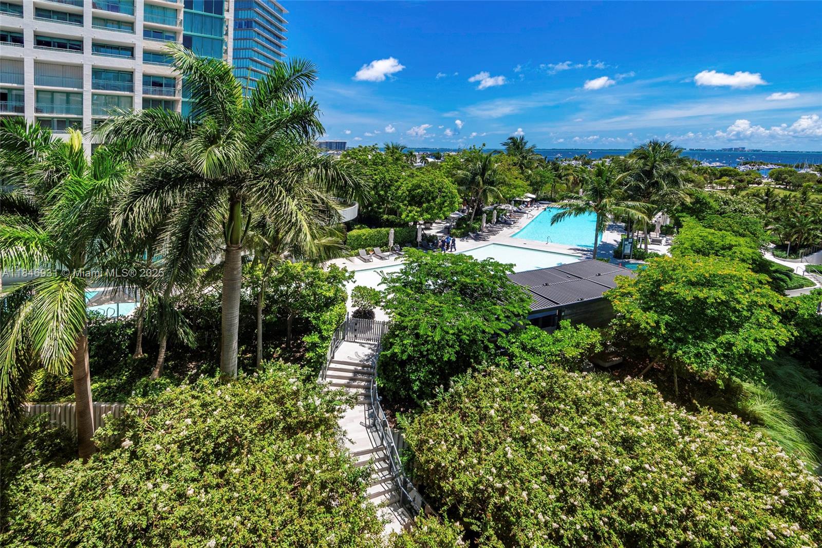 2821 S Bayshore Dr #7B Coconut Grove, FL 33133