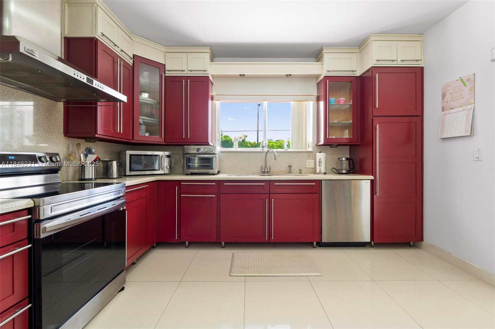 5045 SW 67th Ave South Miami, FL 33155