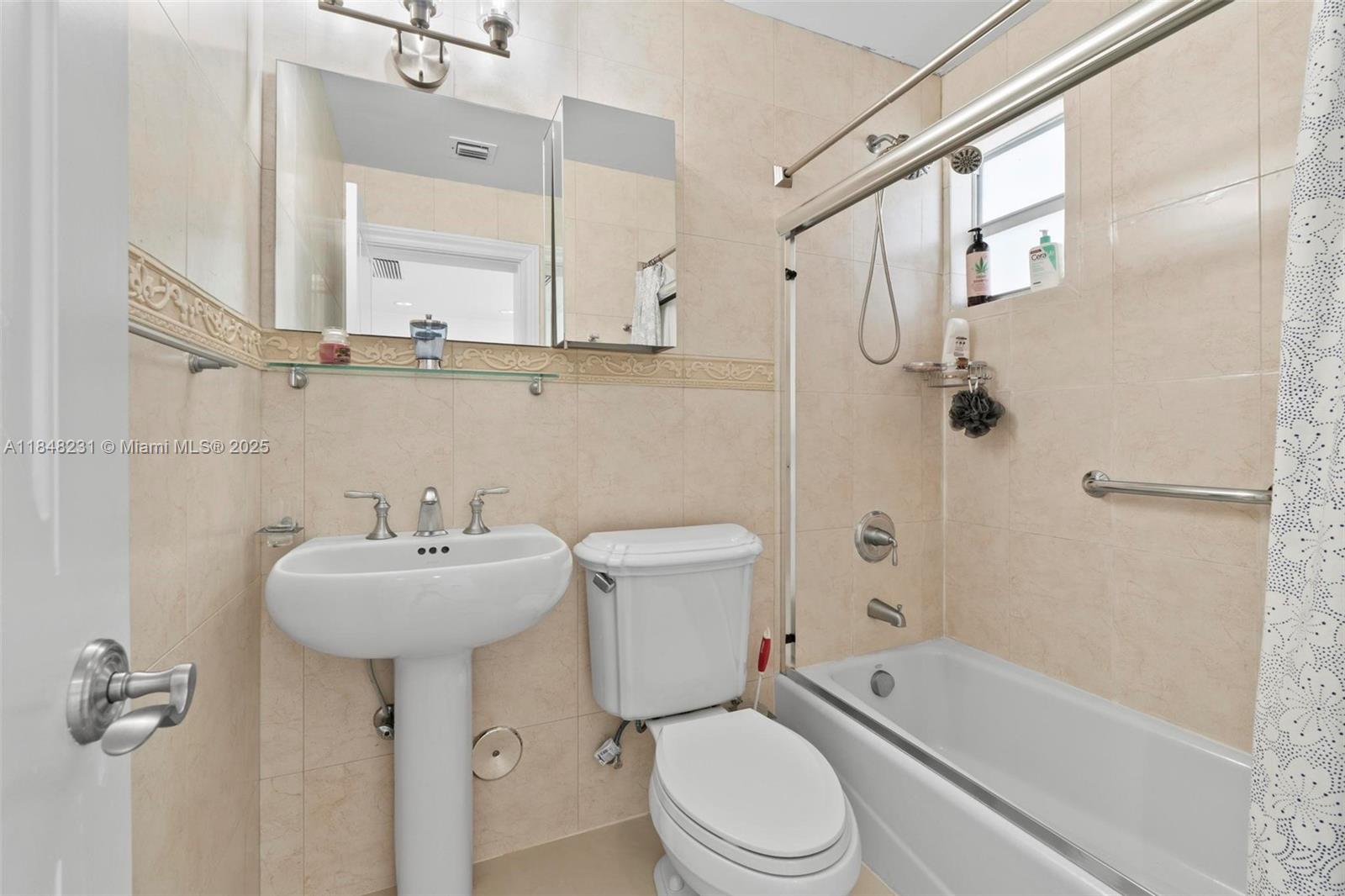 5045 SW 67th Ave South Miami, FL 33155