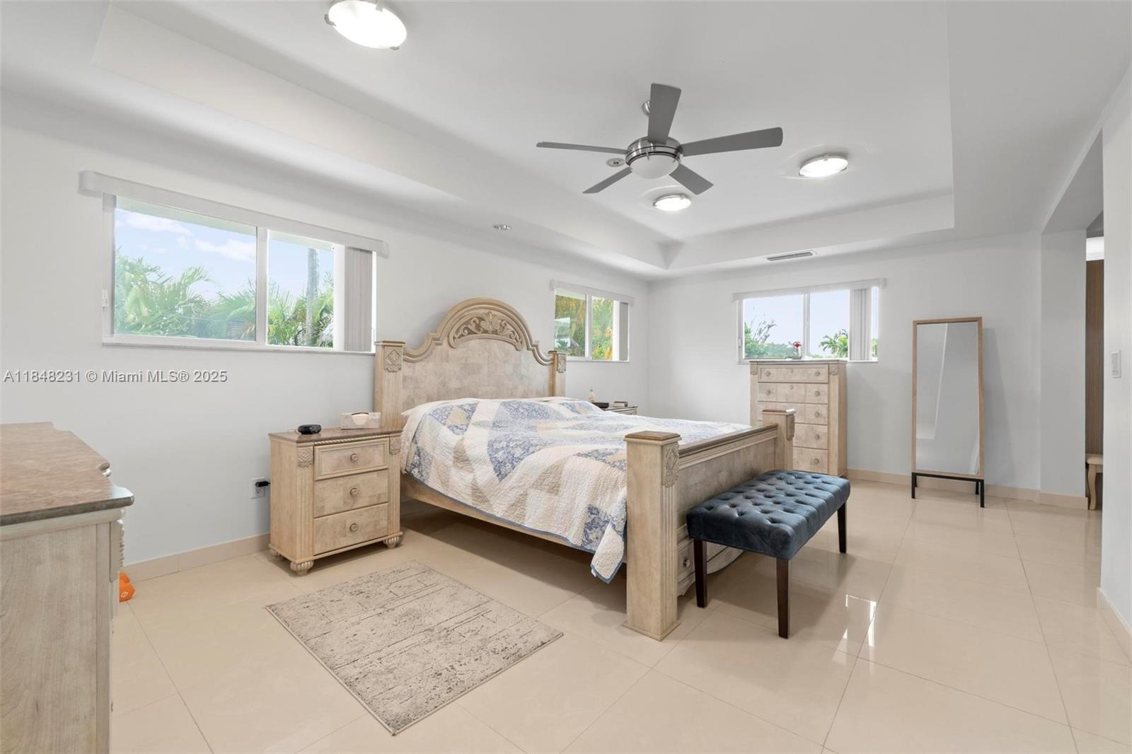 5045 SW 67th Ave South Miami, FL 33155