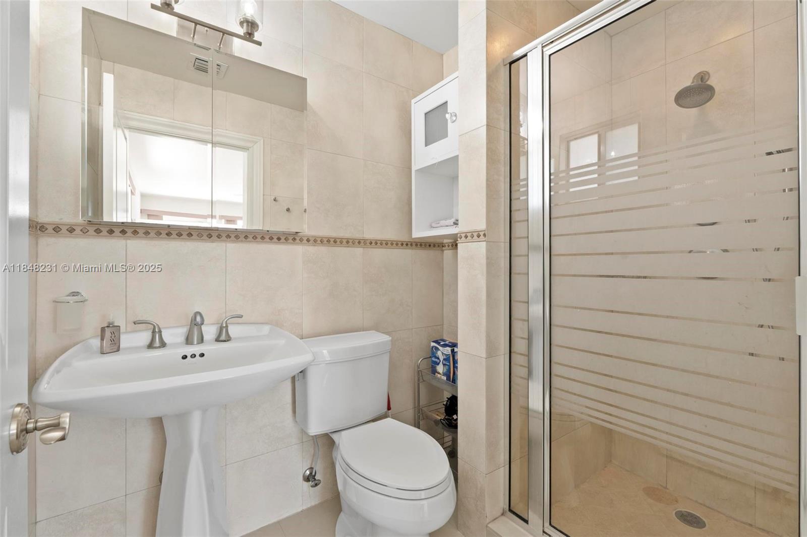 5045 SW 67th Ave South Miami, FL 33155