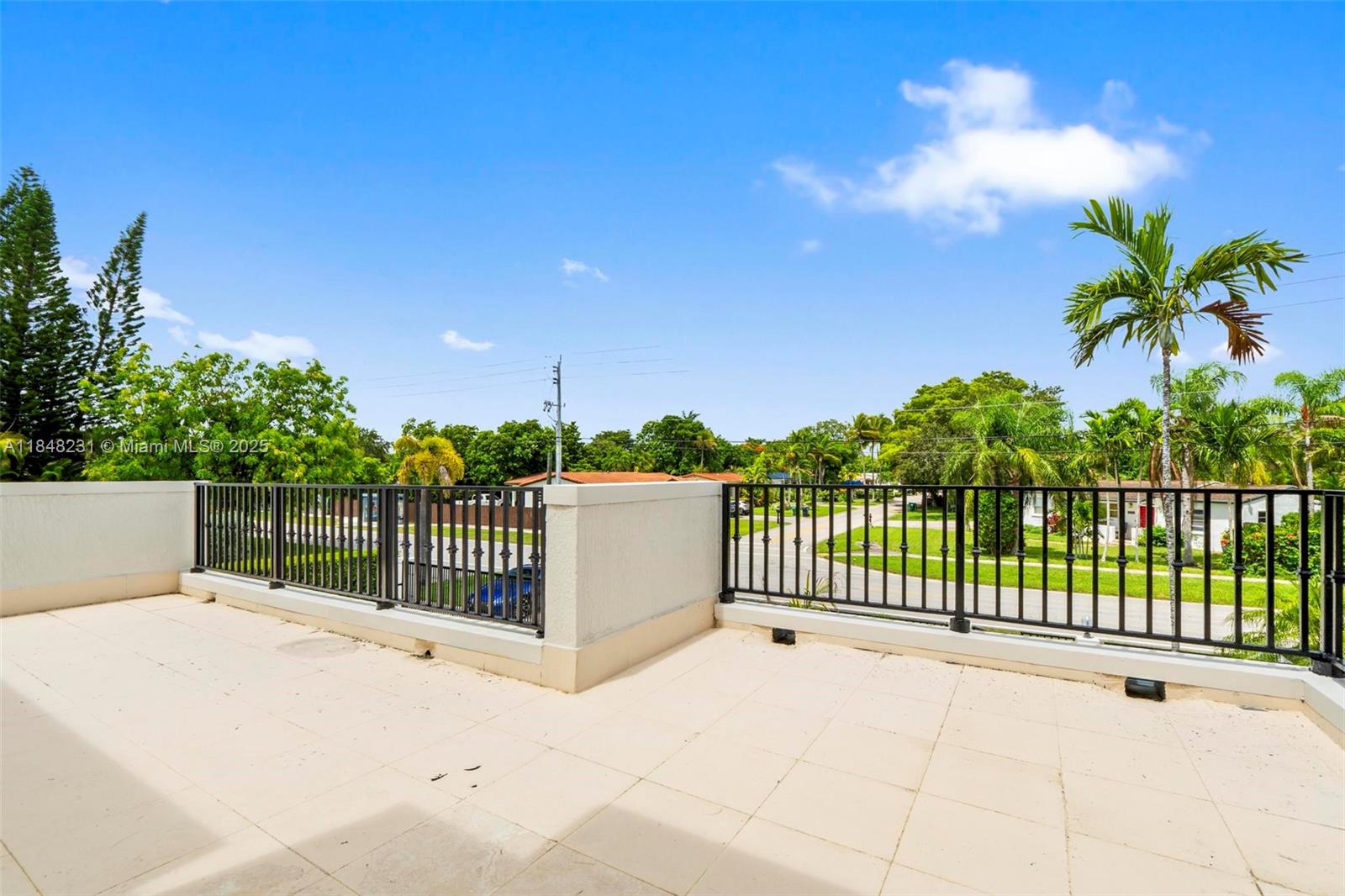 5045 SW 67th Ave South Miami, FL 33155