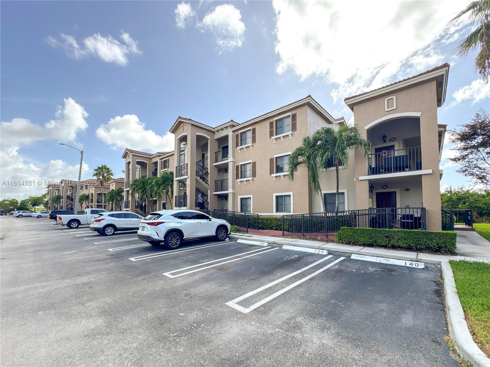 22541 SW 88th Pl #304-6