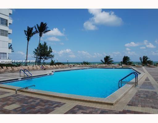 1980 S Ocean Dr #19G