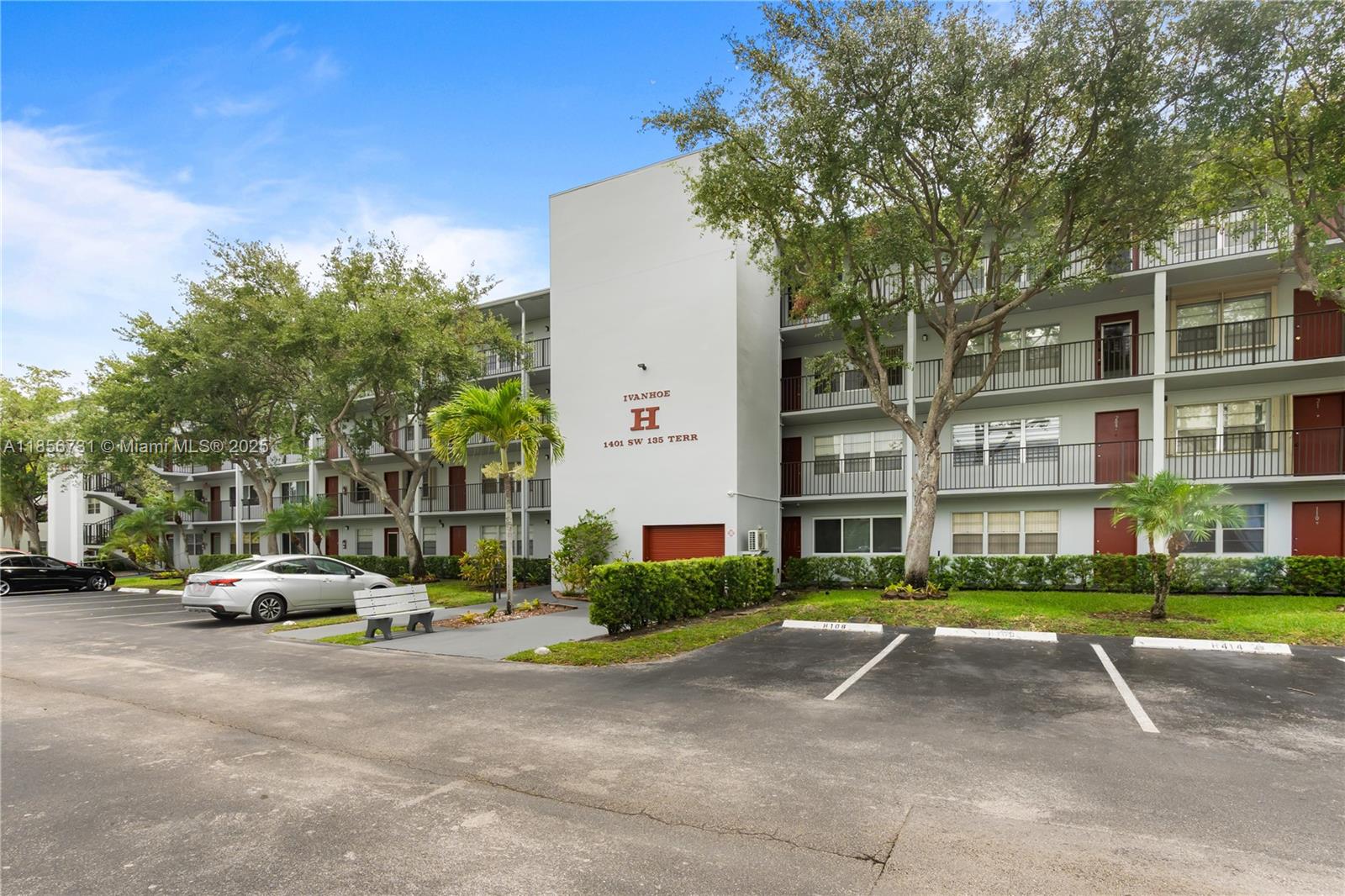 1401 SW 135th Ter #310H