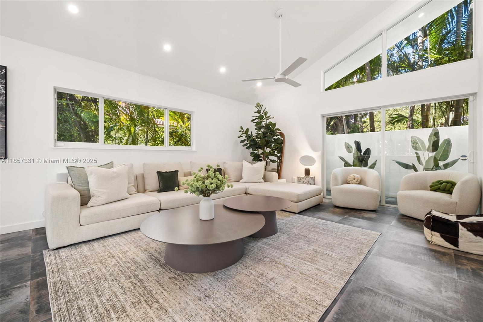 1090 NE 92nd St Miami Shores, FL 33138