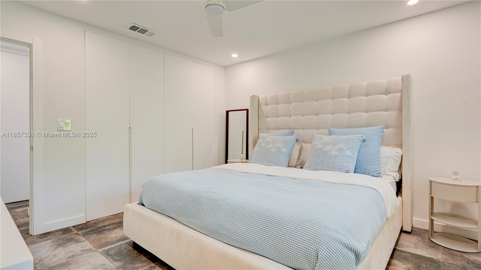 1090 NE 92nd St Miami Shores, FL 33138