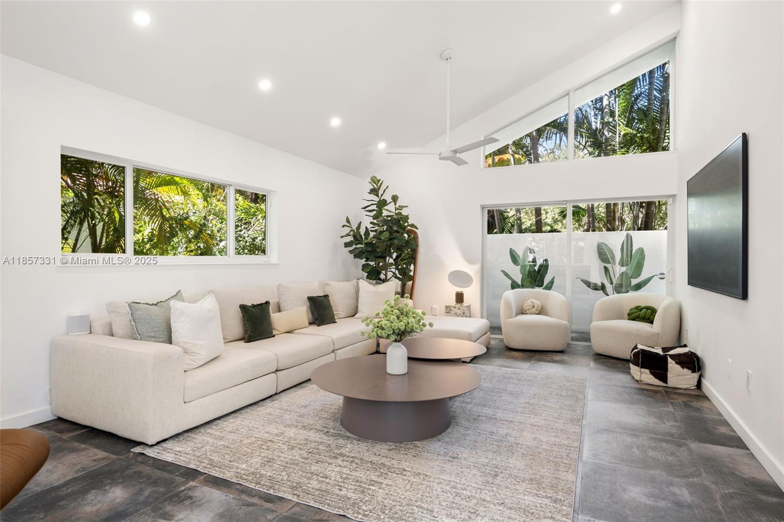 1090 NE 92nd St Miami Shores, FL 33138