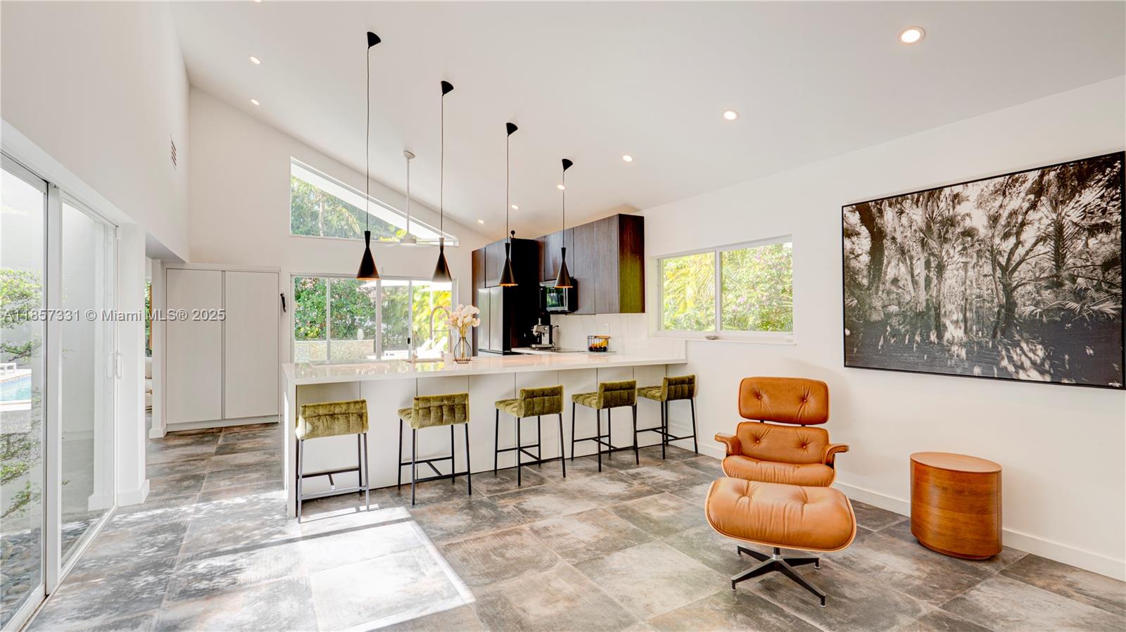 1090 NE 92nd St Miami Shores, FL 33138