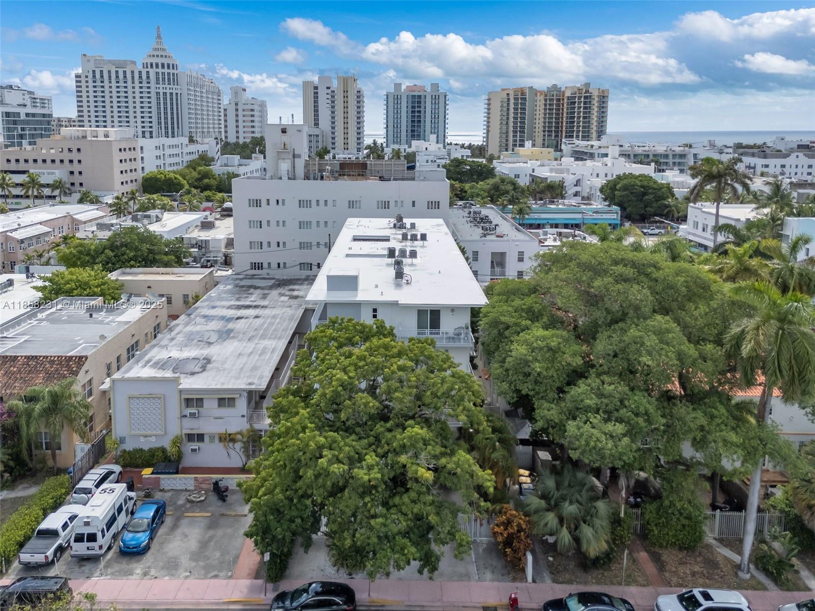 1519 Drexel Ave #403
