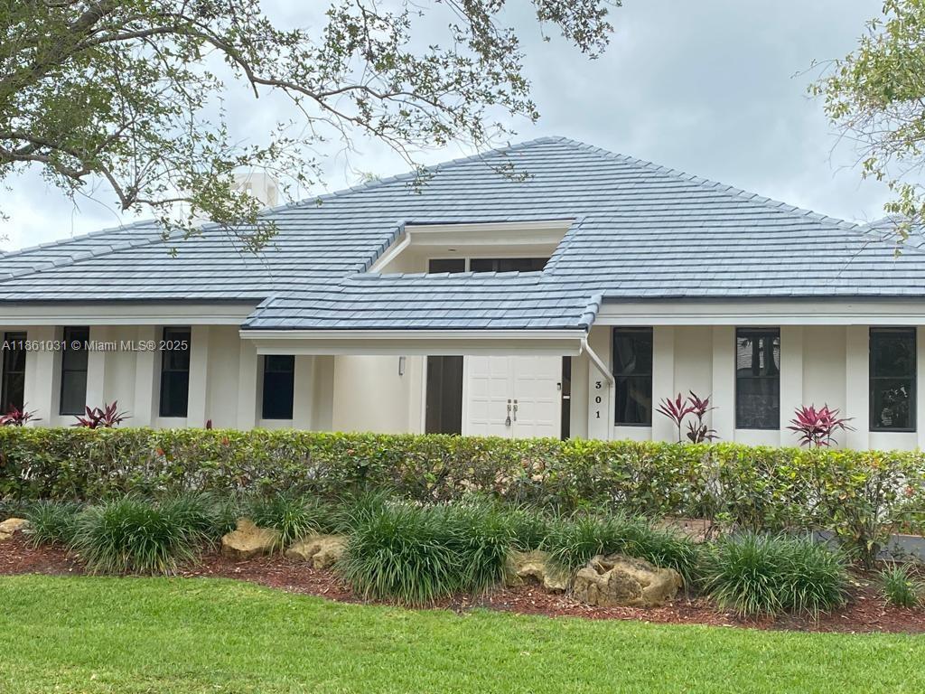 301 Isla Dorada Blvd Coral Gables, FL 33143 301 Isla Dorada Blvd Coral Gables, FL 33143