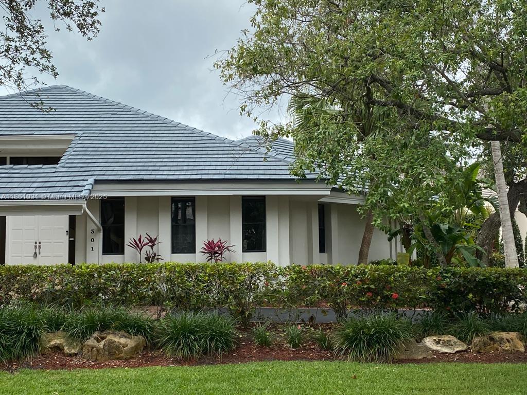 301 Isla Dorada Blvd Coral Gables, FL 33143 301 Isla Dorada Blvd Coral Gables, FL 33143