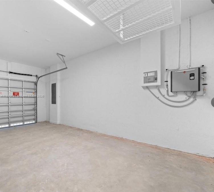 701 SE 14th Ct Homestead, FL 33034