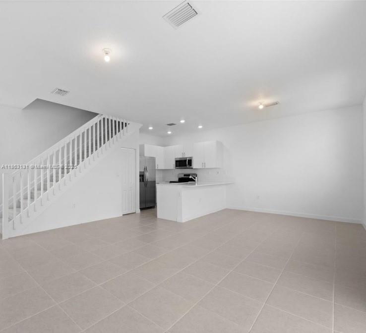 701 SE 14th Ct Homestead, FL 33034