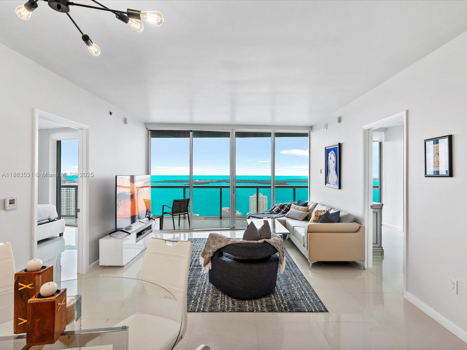 465 Brickell Ave #4605
