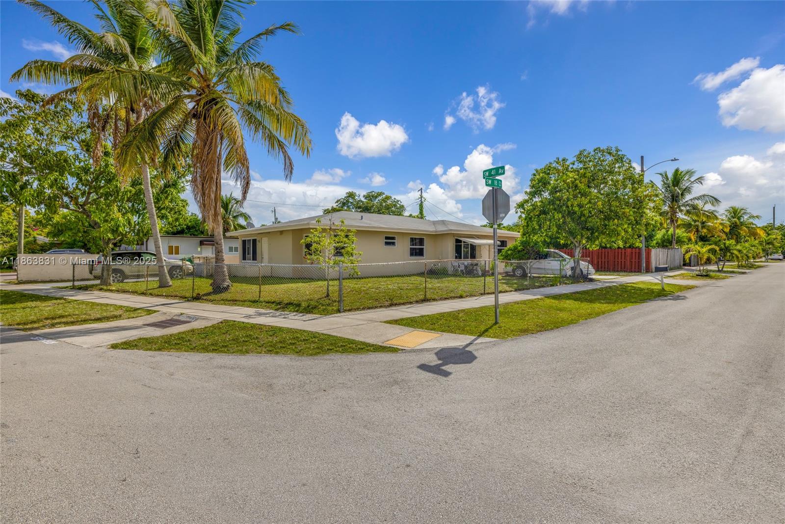 4100 SW 18th Ct