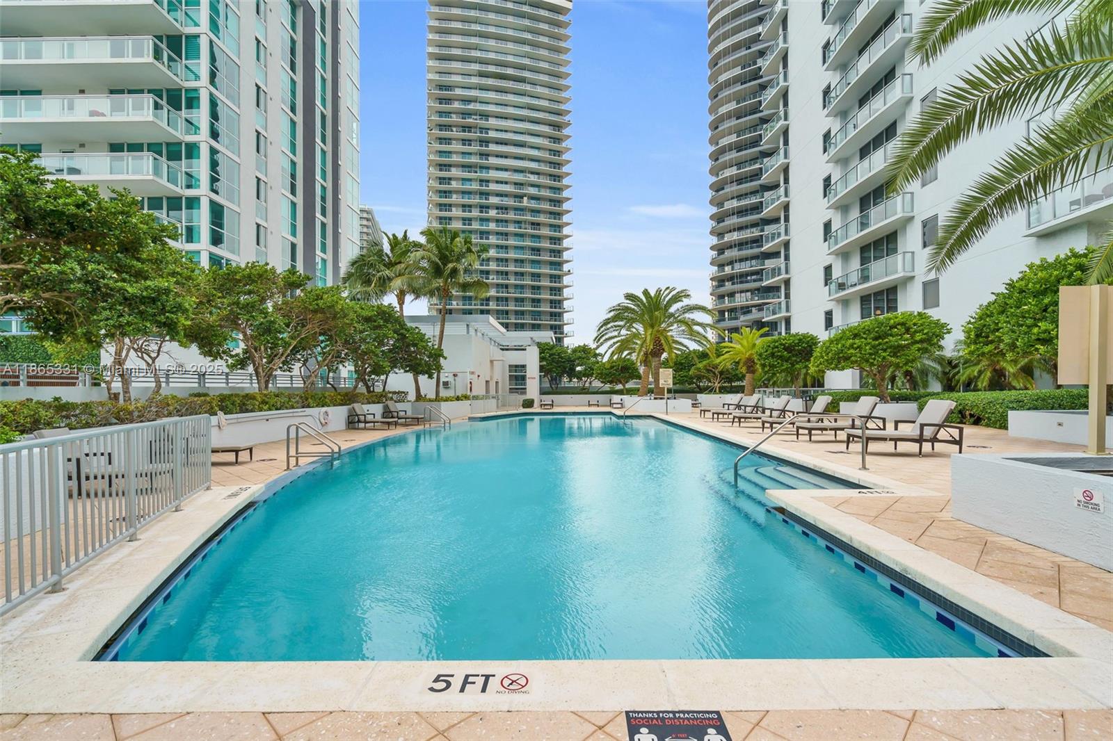 image 1060 Brickell Condo18