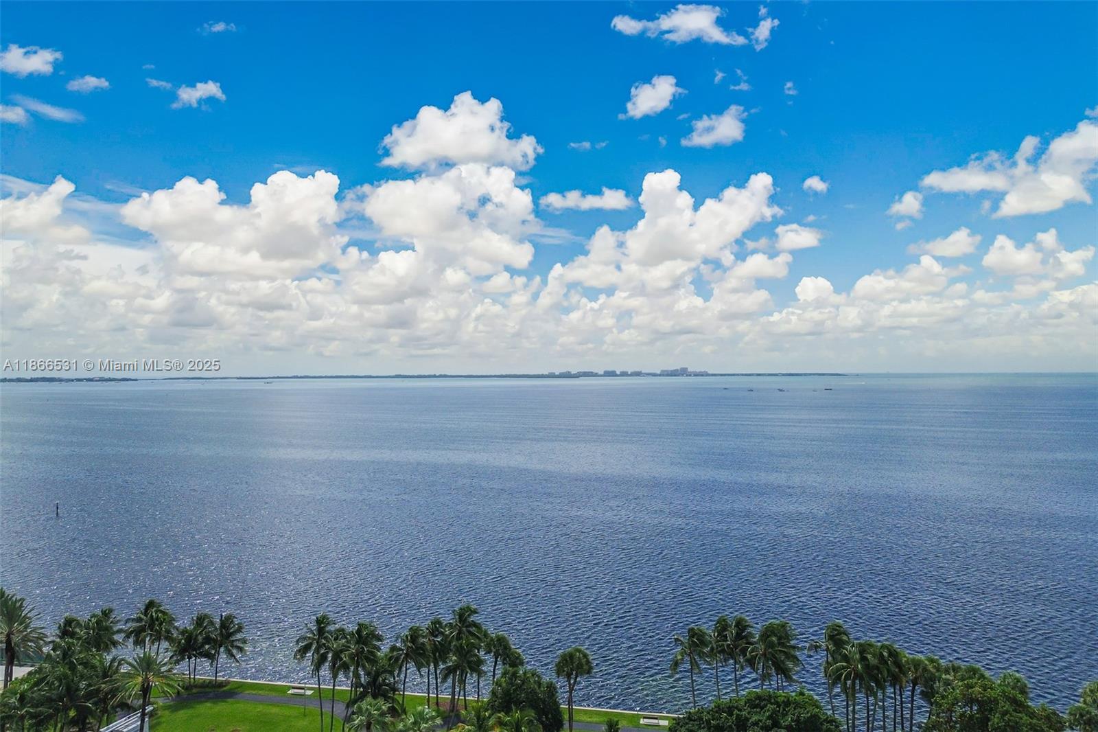 image Grove Isle Condominium13