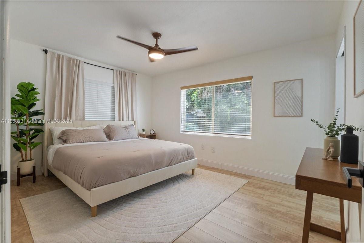 3820 NW 5th St