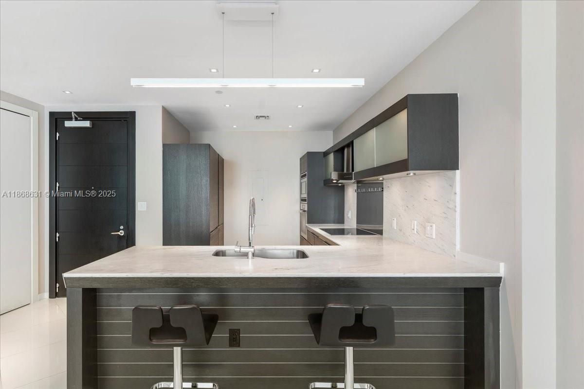 image Epic West Condo4