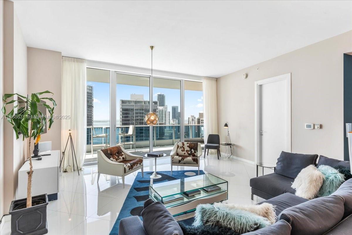 image Epic West Condo7