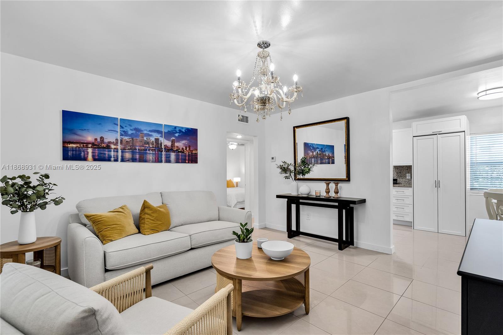 3 Navarre Ave #1