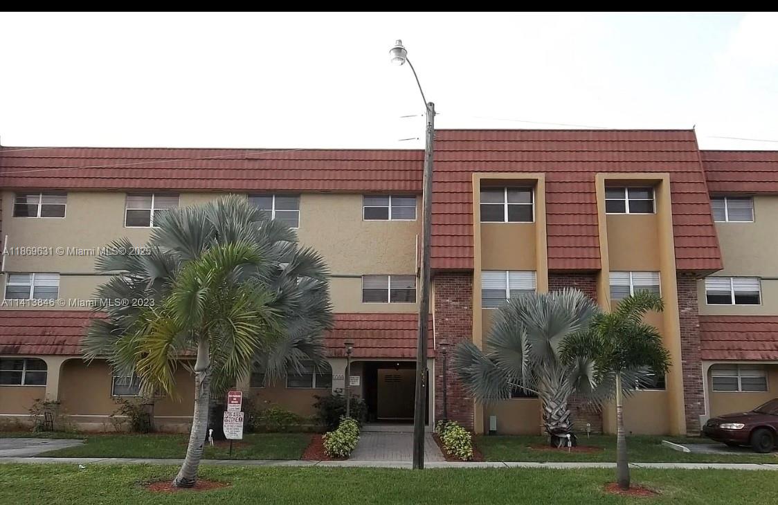 1300 Moffett St #308,Hallandale Beach, FL 33009