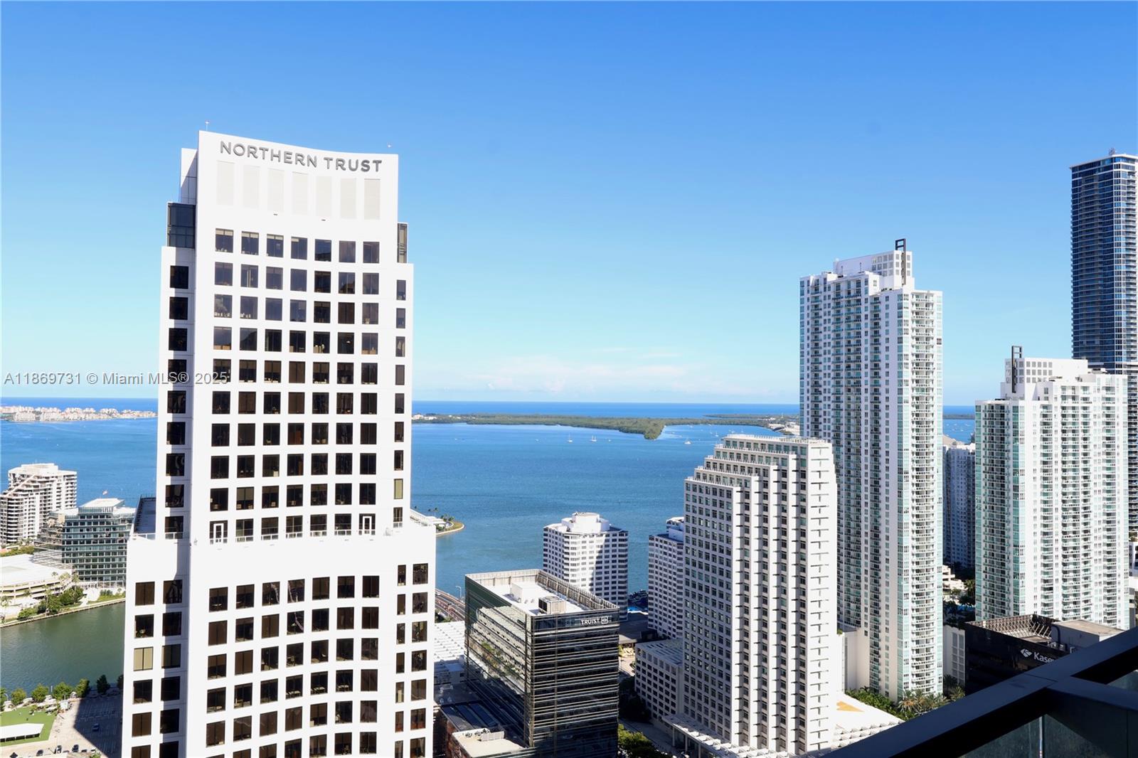 68 SE 6th St #3607