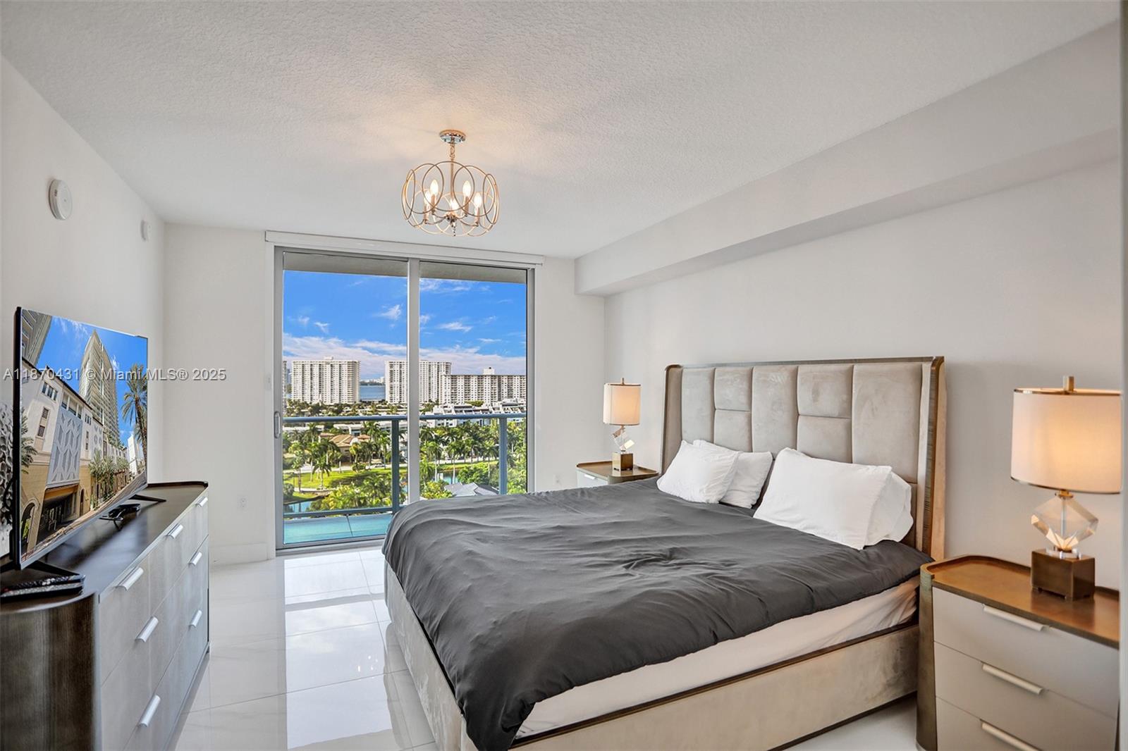 image Parque Towers Condo18