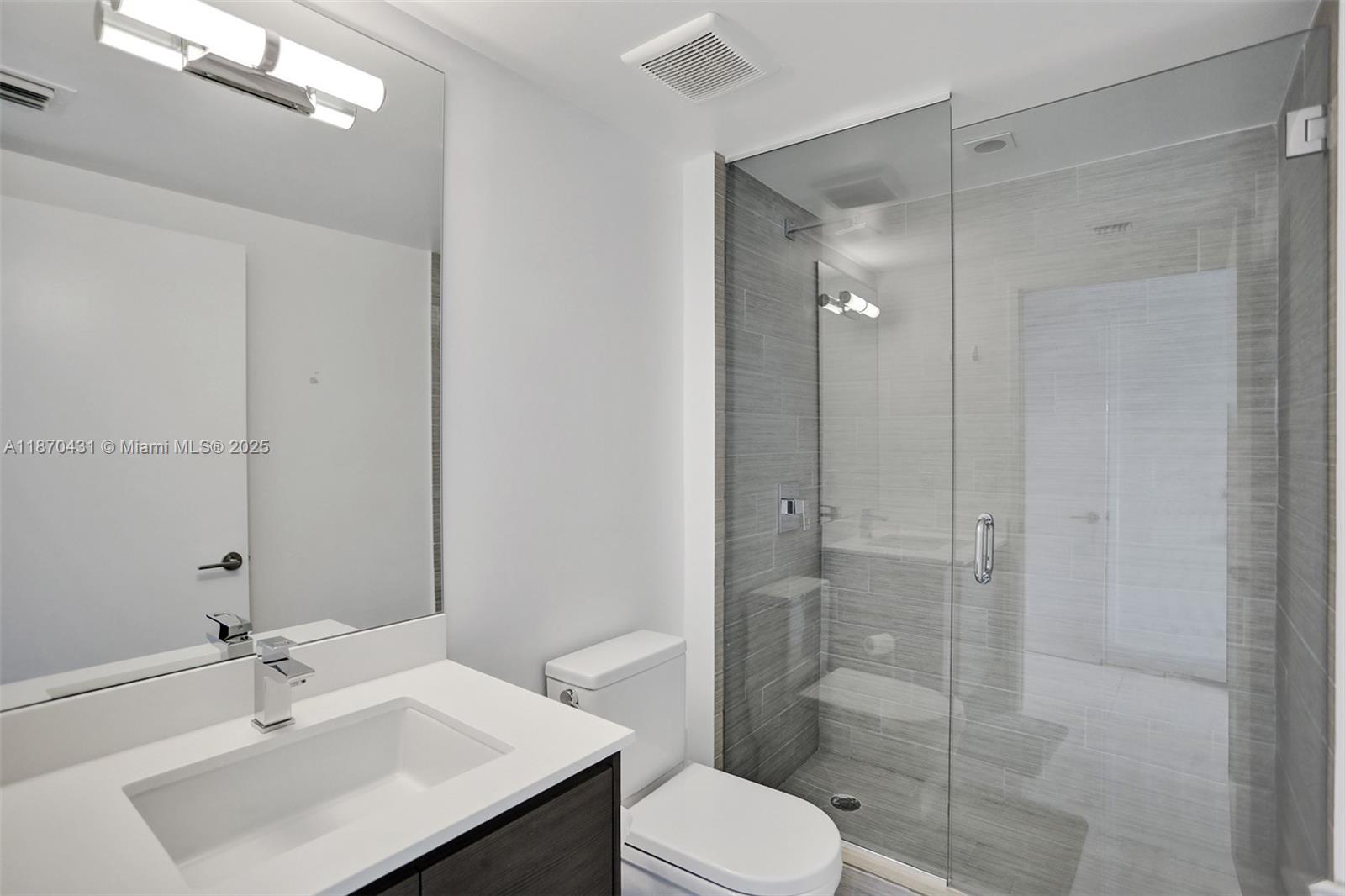 image Parque Towers Condo25