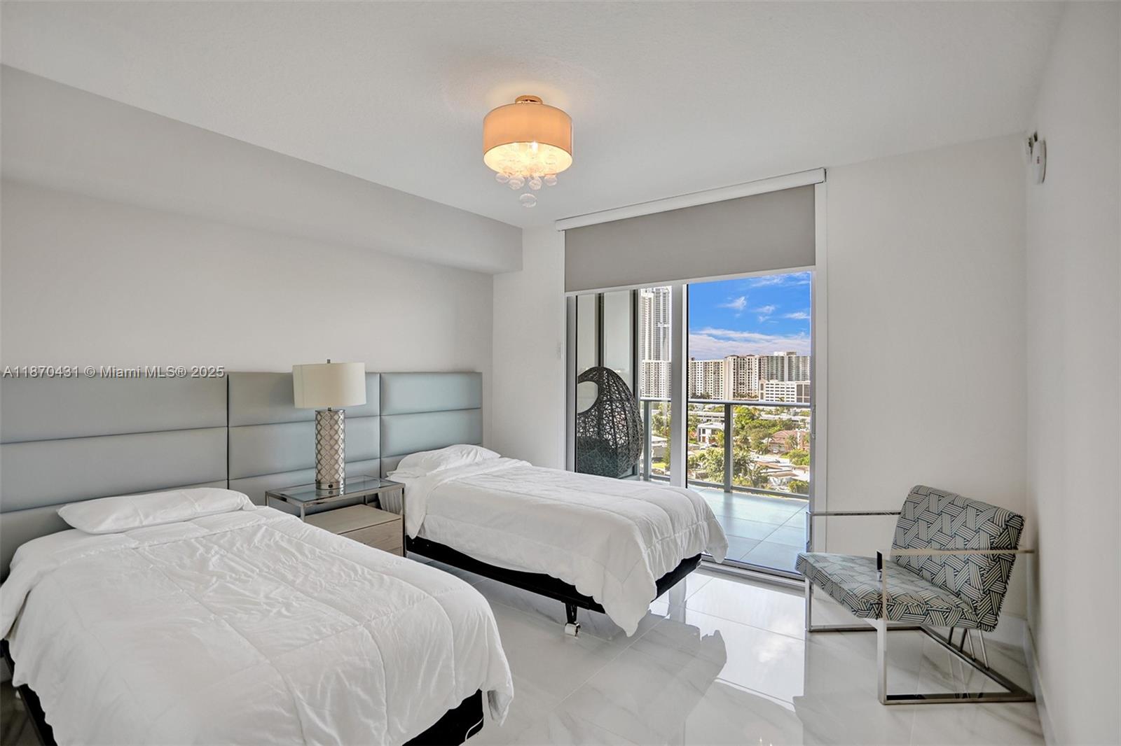 image Parque Towers Condo26