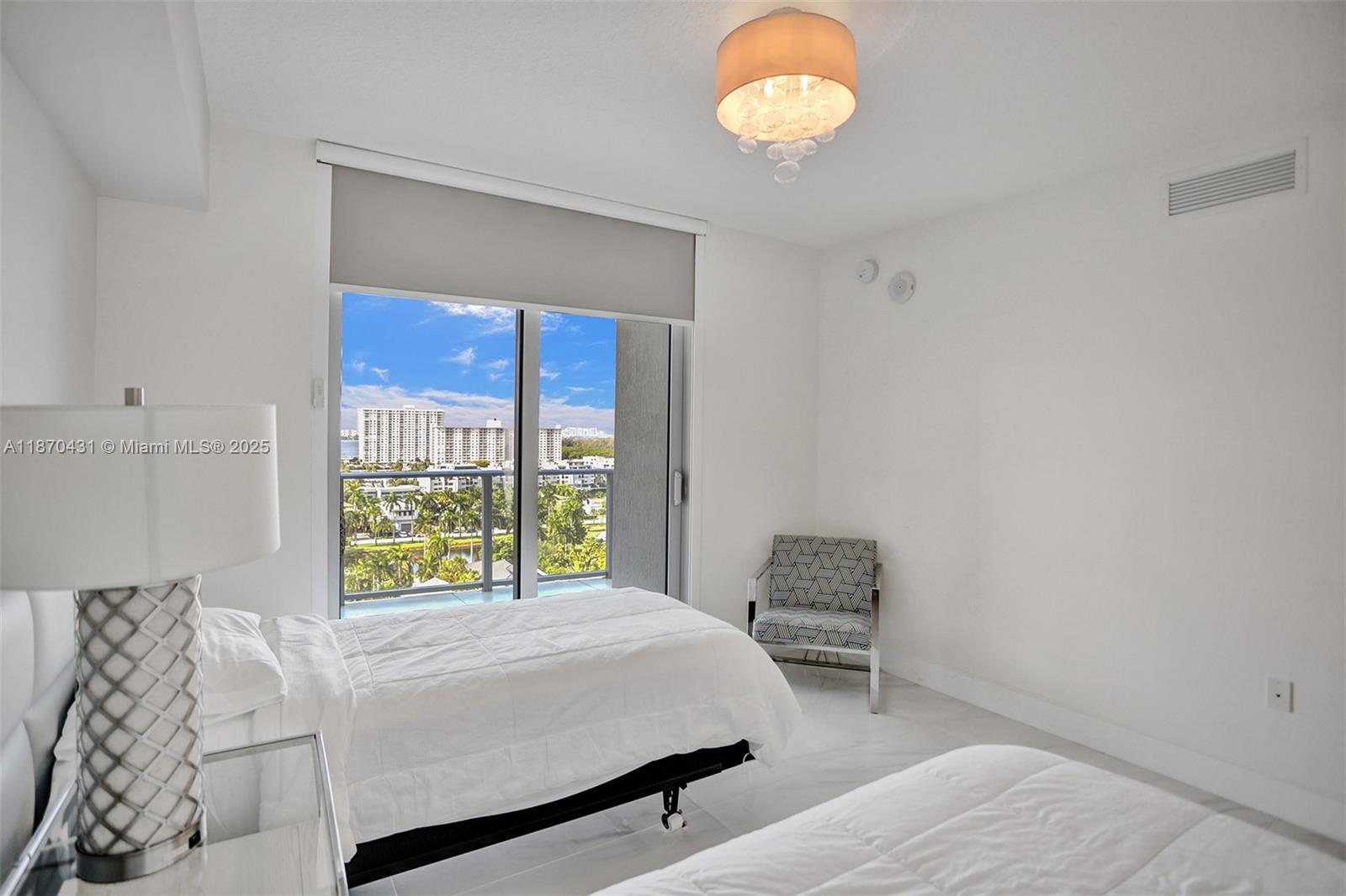 image Parque Towers Condo27