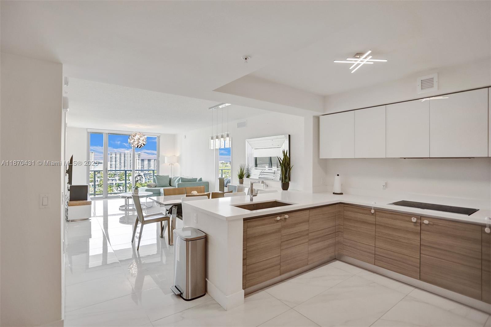 image Parque Towers Condo6