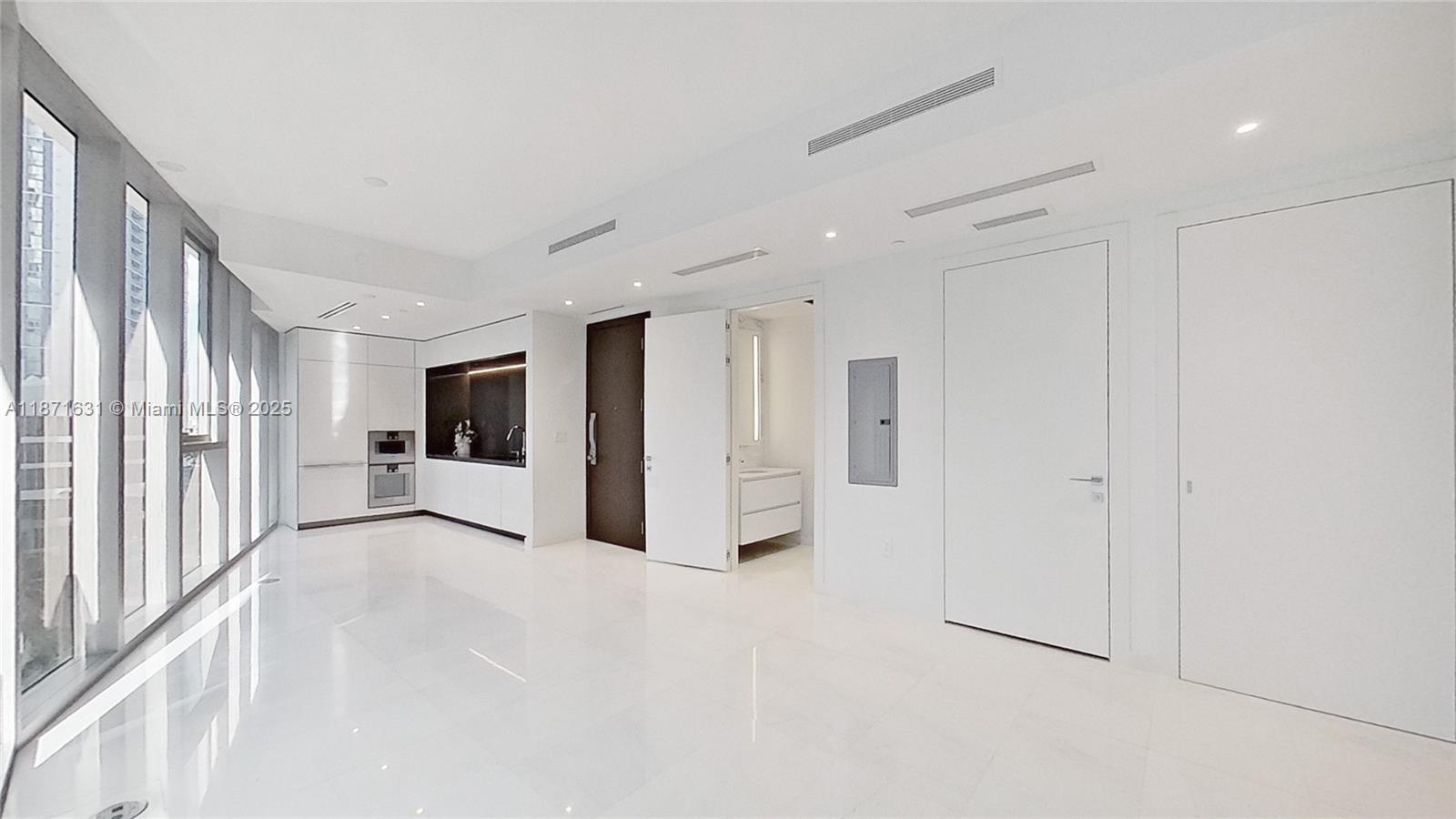image Aston Martin Residences1